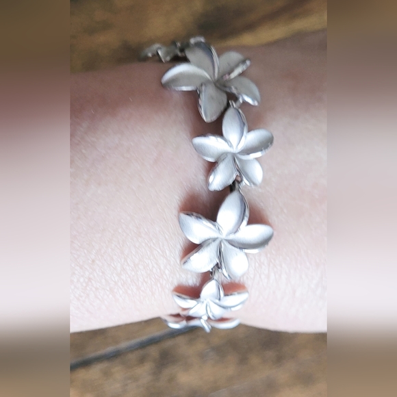 Bracelet - Picture 2 of 4